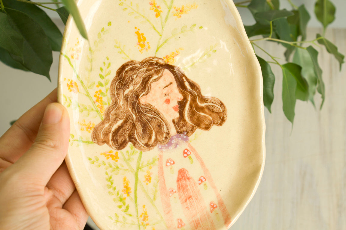 Cream Plate With Girl, Handmade Ceramic Plate, Small Dessert Plate, Am –  LeilyCloud